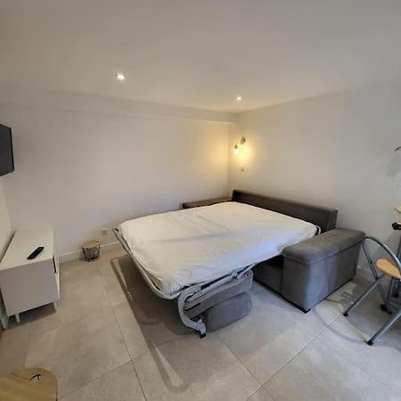 Studio 2 Personnes Equipe Carignan-de-Bordeaux Экстерьер фото